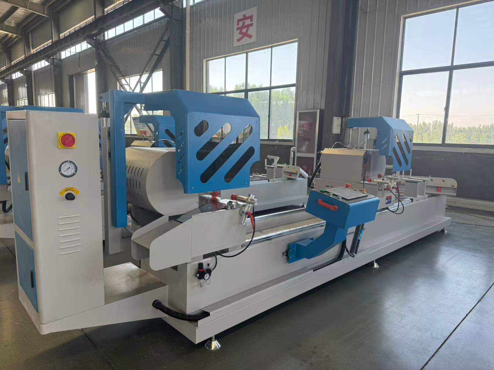 450மிமீ CNC டபுள் ஹெட் இன்டர்னல் ஸ்விங் துல்லிய கட்டிங் சா (45°/90°)