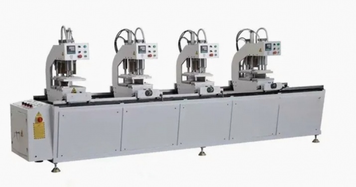 ஹெவி-டூட்டி PVC UPVC வண்ணமயமான விண்டோஸ் சுயவிவரம் 4 CNC ஹெட்ஸ் கொண்ட அதிவேக தடையற்ற வெல்டிங் இயந்திரங்கள்