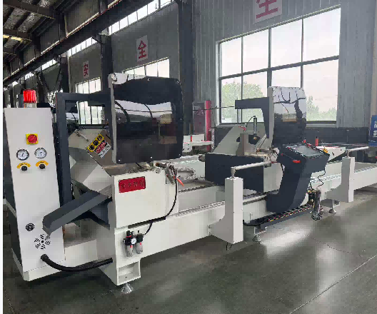45° மற்றும் 90° வெட்டுதலுக்கான உயர் துல்லியமான CNC டபுள்-ஹெட் கட்டிங் சா